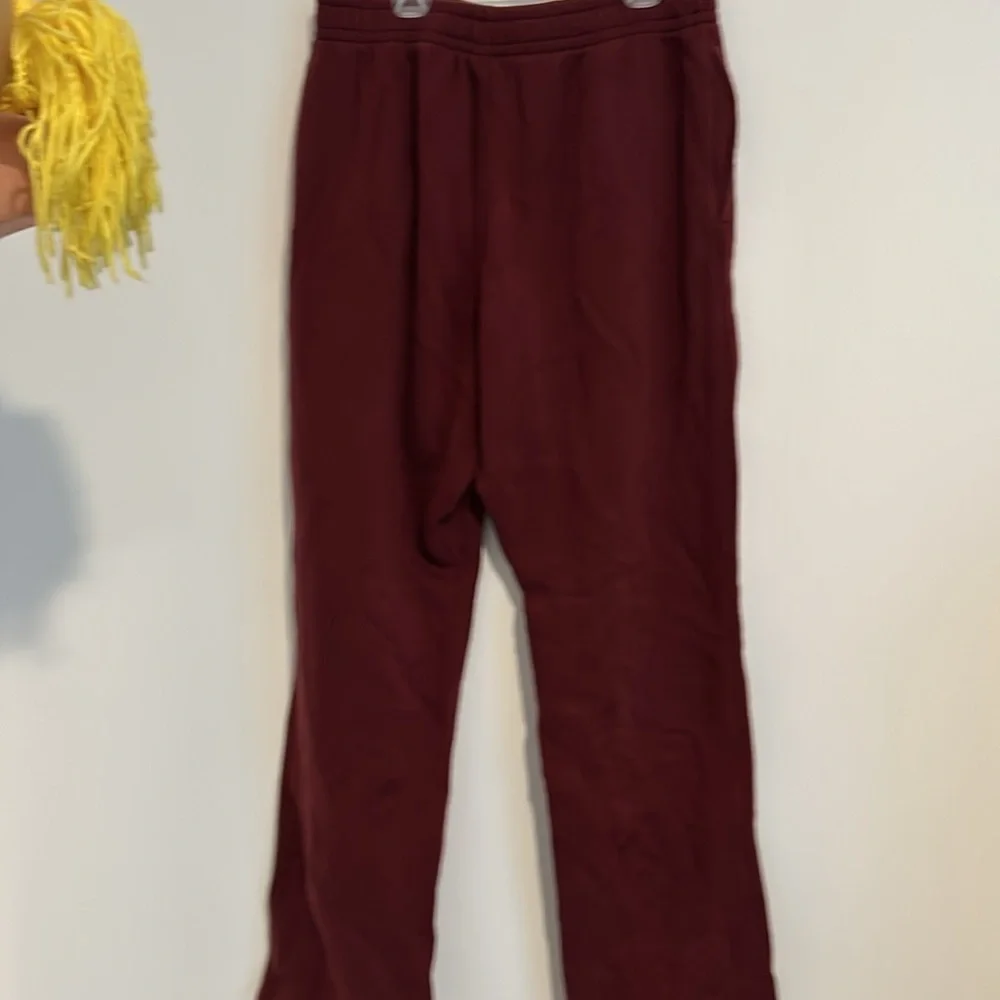 NIKE sweatpants size large maroon type color so soft and comfy - Picture 3 of 11